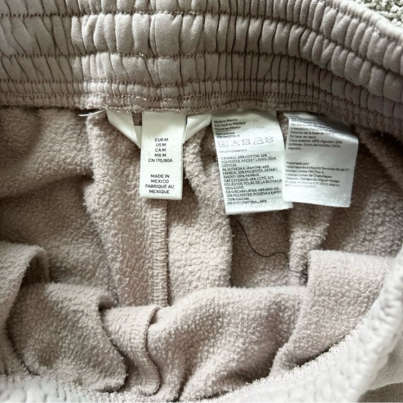 H&M size medium beige sweatpants, good condition - Picture 2 of 3